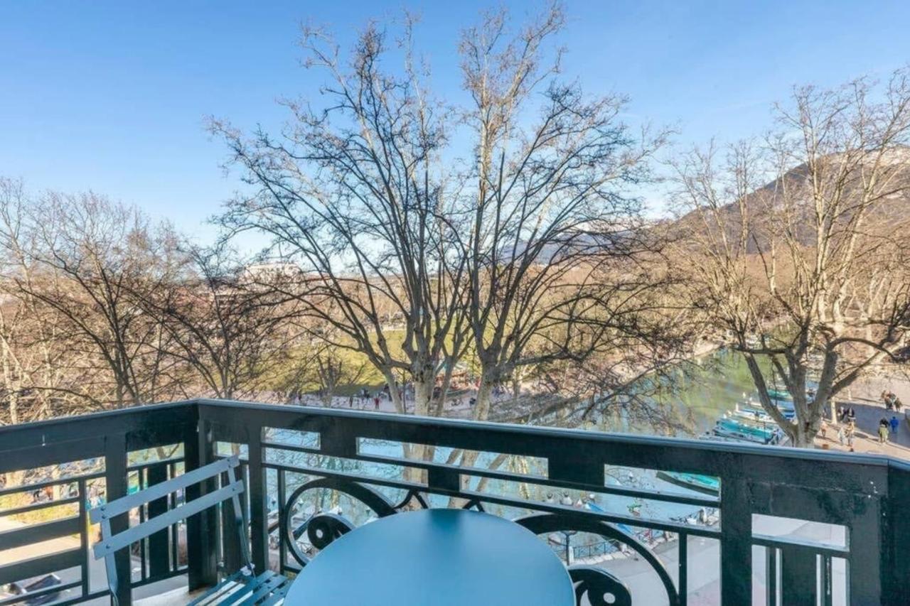 The Red Heart Of Annecy - Beautiful Apartment For 4 People Экстерьер фото
